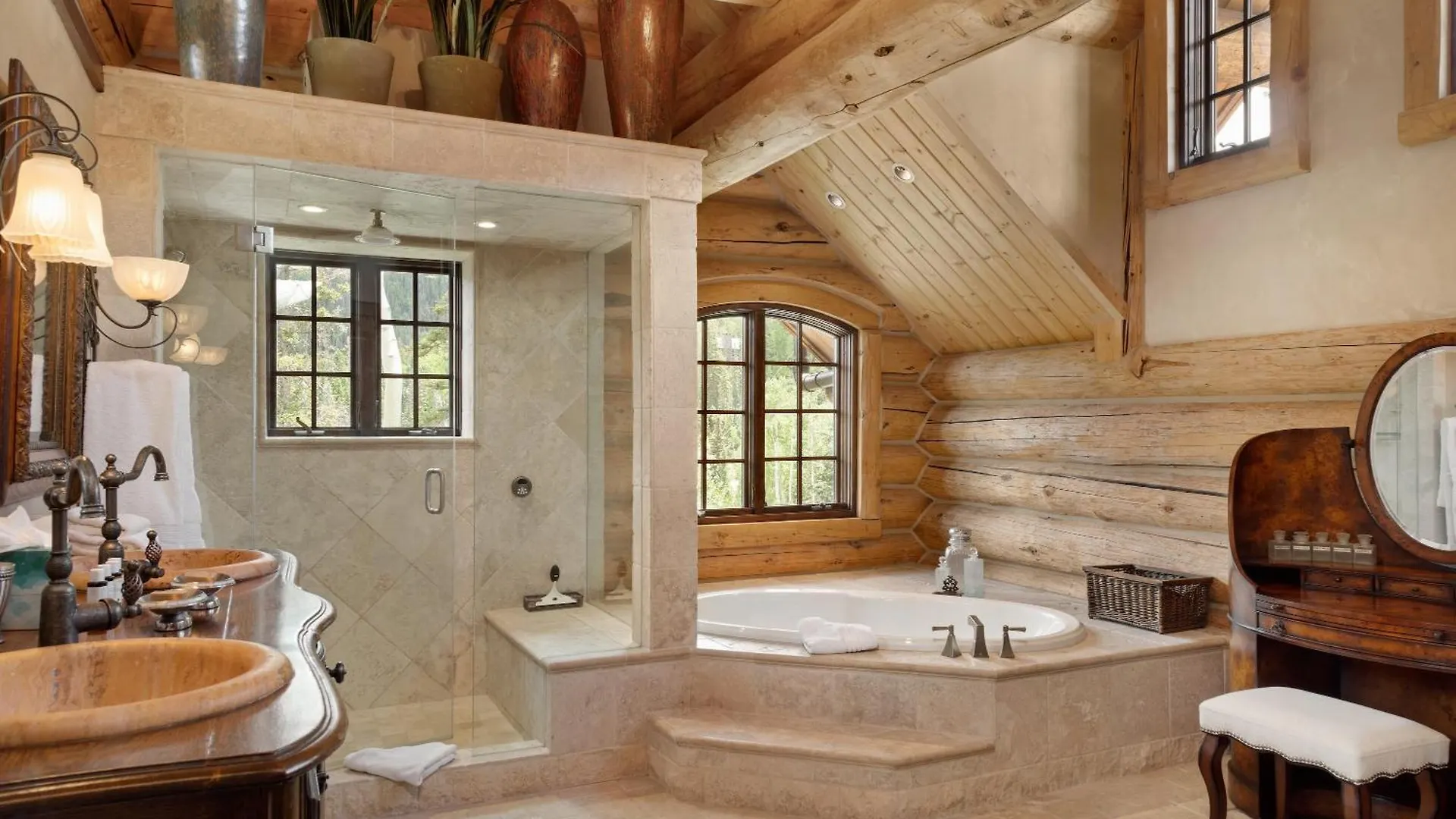 Chalet Hilltop Hideaway By Exceptional *