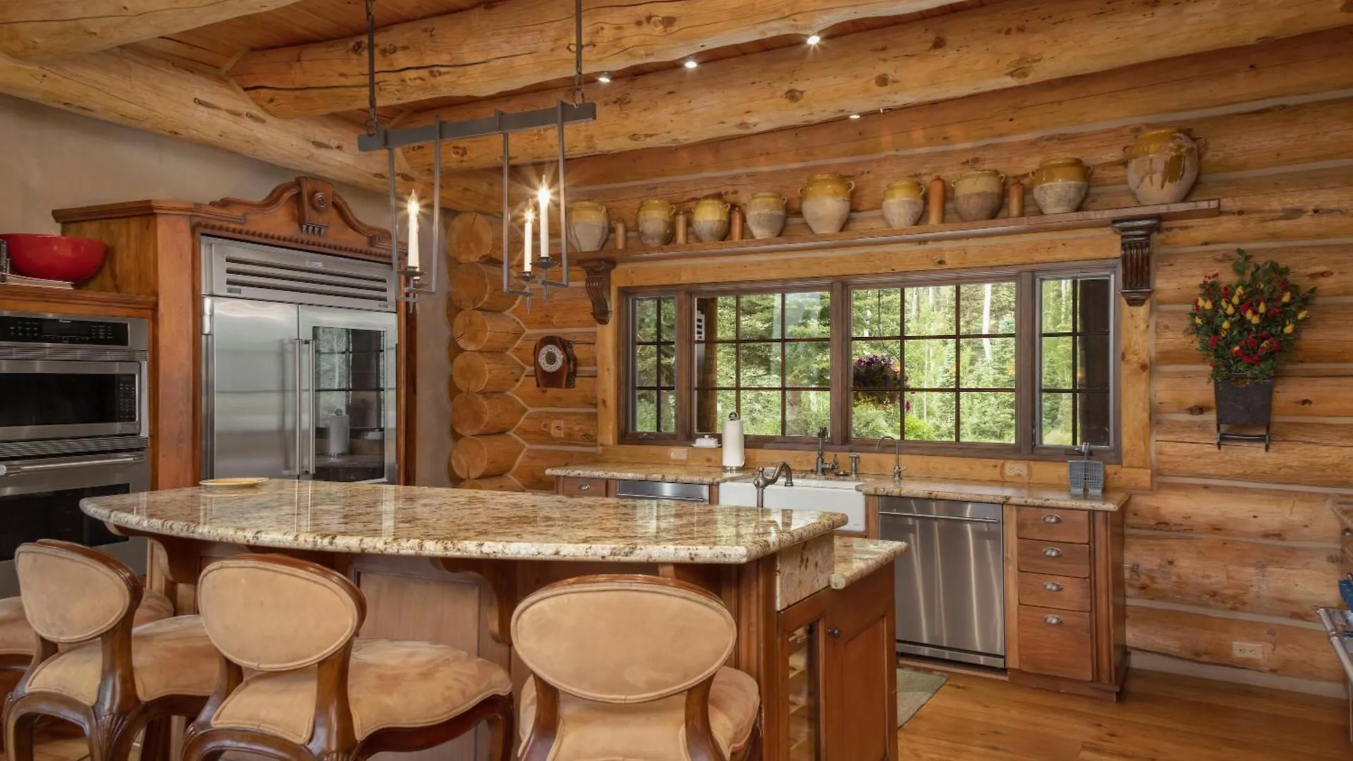Hilltop Hideaway By Exceptional *