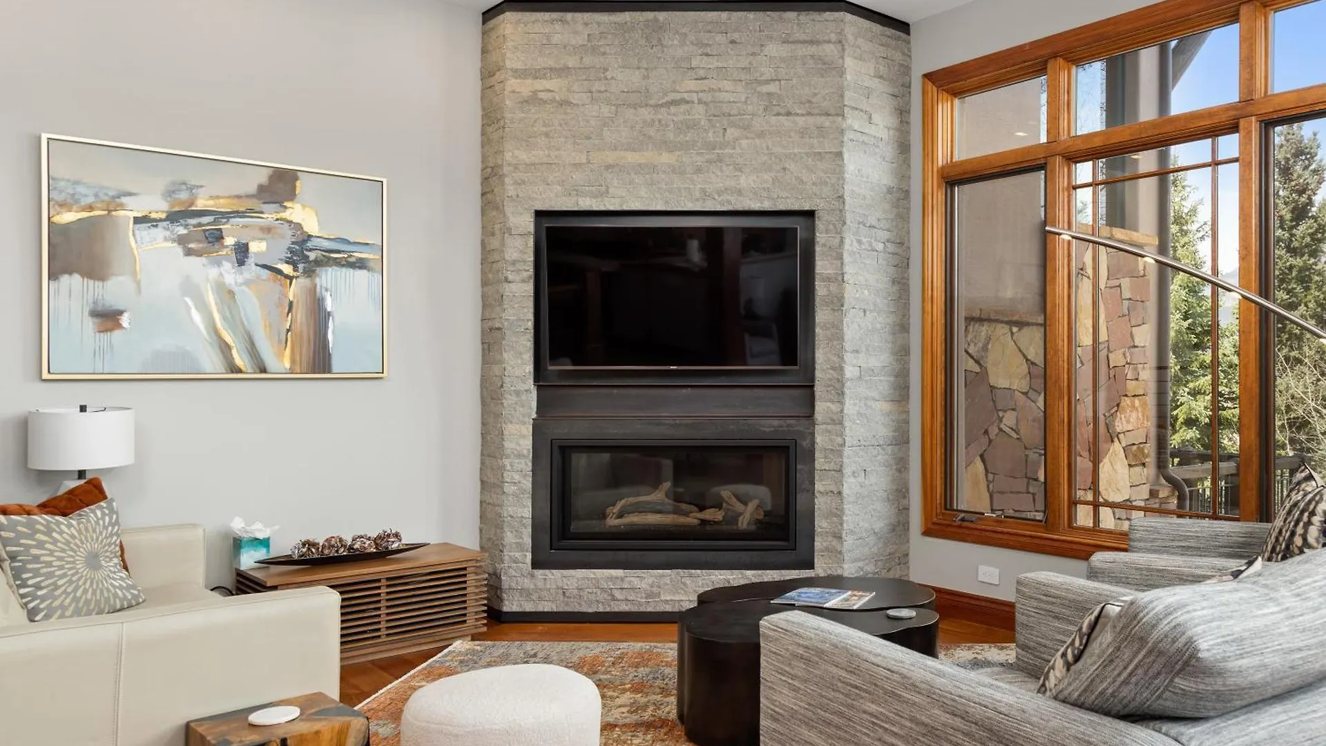 Chalet Meadows Run Modern By Exceptional *