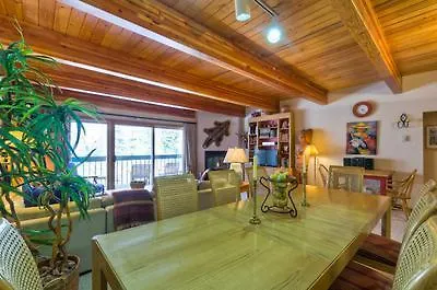 Riverside D02 Apartment