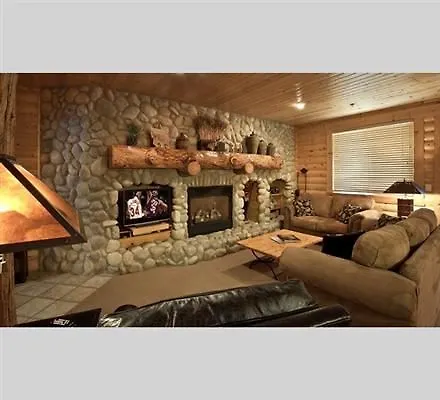 Double Diamond Apartment