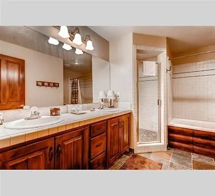 Double Diamond Apartment