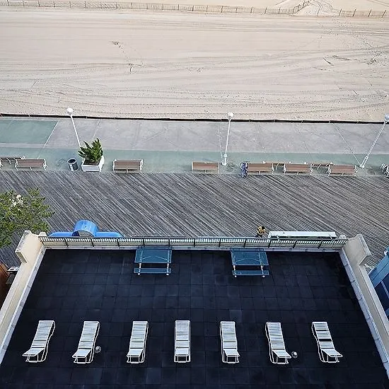 Hotel Etta Place Too By