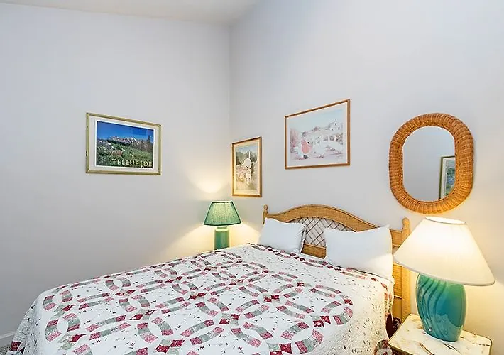 Viking 651 Apartment