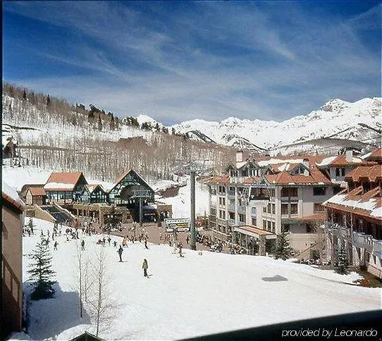 At Lost Creek 4*