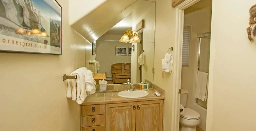 Double Diamond Apartment