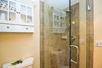 Manitou By Alpine Lodging