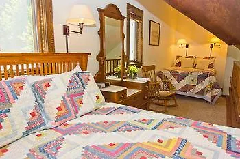 Manitou By Alpine Lodging 2*
