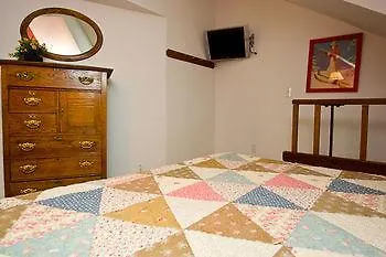 Manitou By Alpine Lodging Hotel 2*