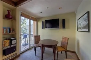 Hotel Columbia Place By 3*