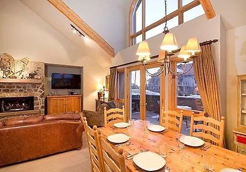 Holiday home Le Chamonix By Alpine *
