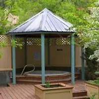 Aspen Street מלון