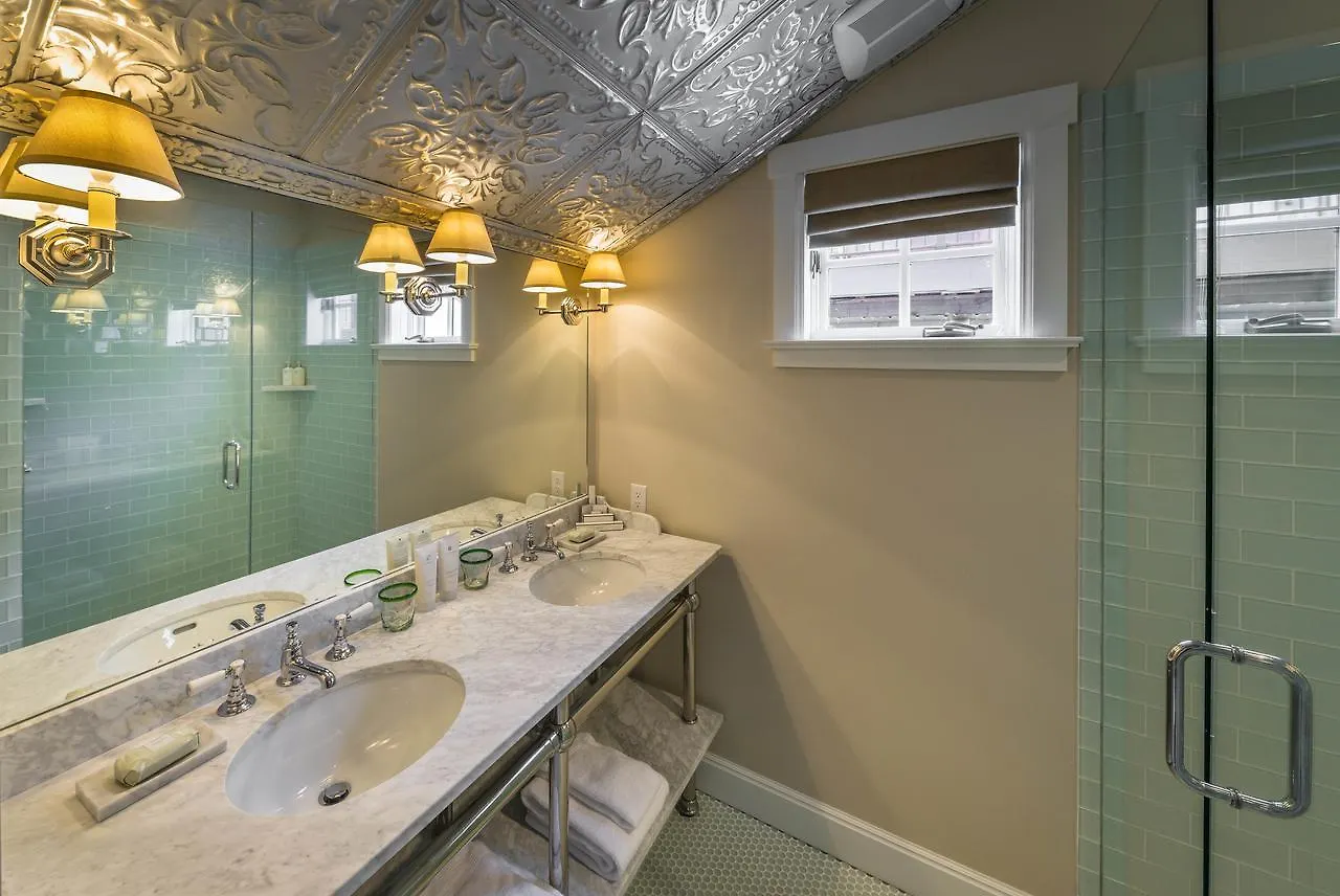 Dunton Town House אורחן
