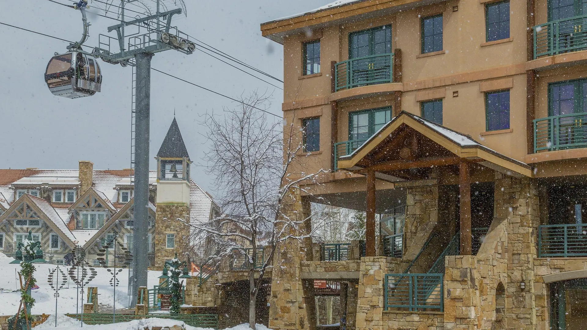 Hotel At Lost Creek 4*