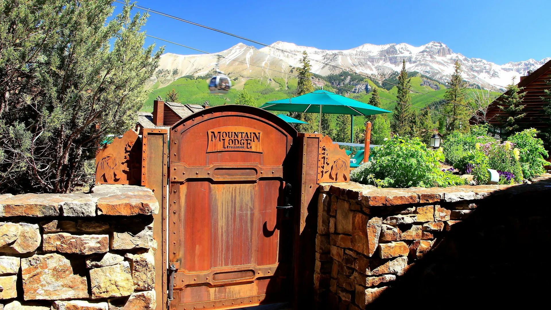 Lodge Mountain