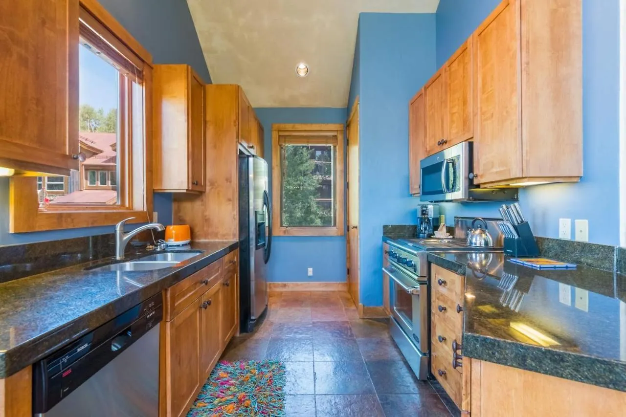 The Black Diamond At The Terraces Telluride