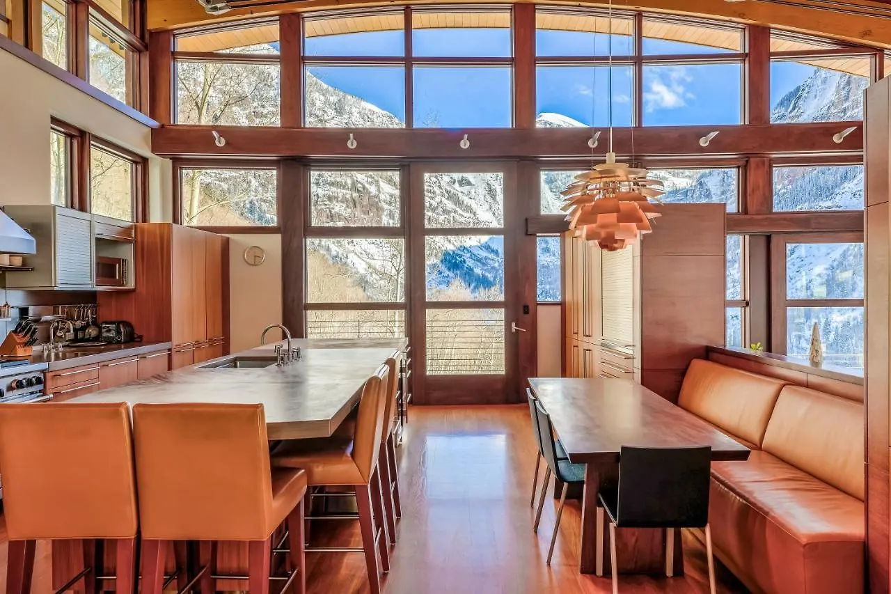 Royer Lane 341 - Vista Of Bridal Veil Falls Estate *