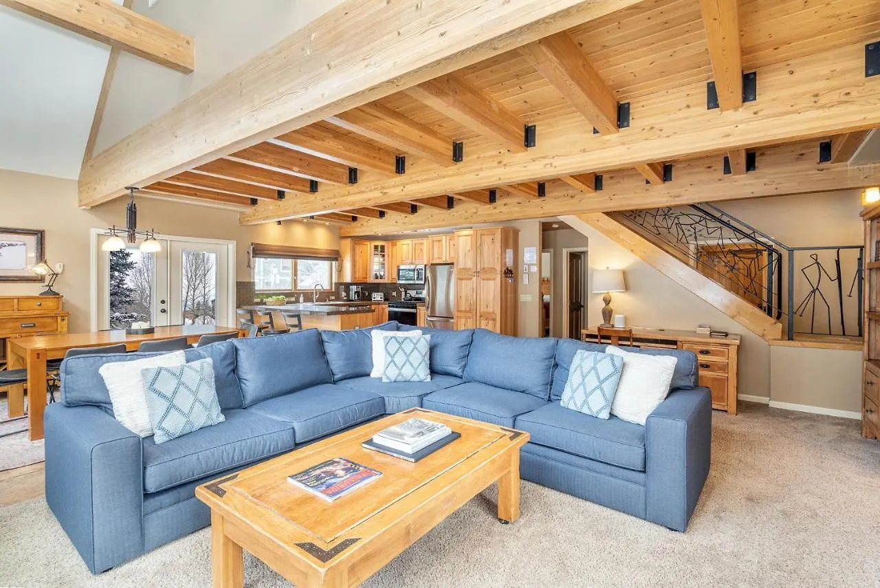 Giant Riverfront Deck W Grill, Tons Of Space Viking 100ab *
