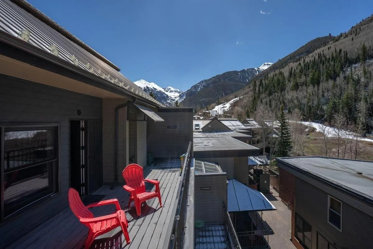 아파트 In Out In Town! Area Views, Fireplace, Hot Tub