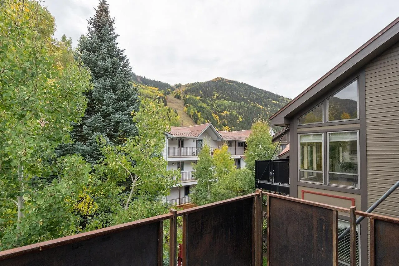 Apartment Big & Bright Hidden Gem With Garage, Hot Tub, Lux Kitchen *