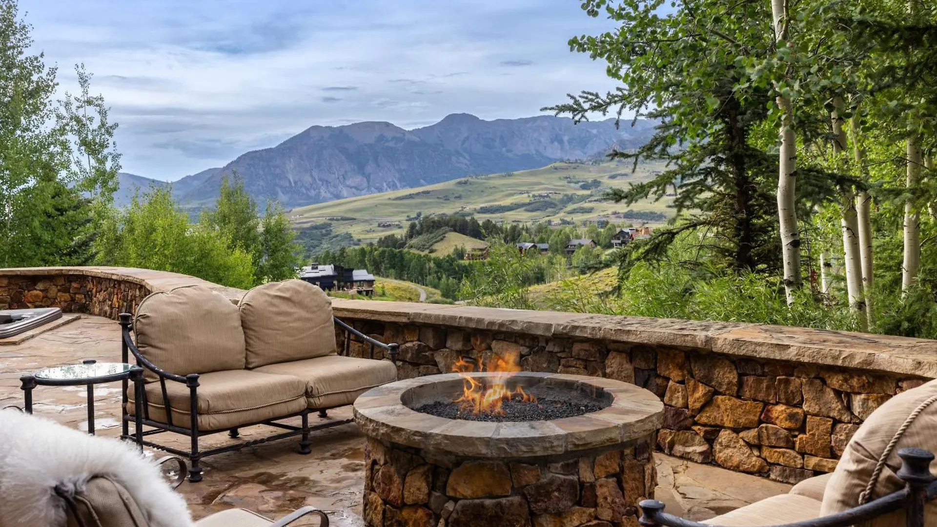 Ferienhaus Camp - Golf Course, Views, Hot Tub, Gym! Telluride