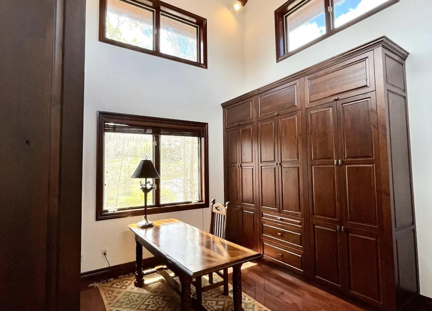 Camp - Golf Course, Views, Hot Tub, Gym! * Telluride
