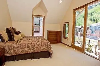 Alpine 호텔 4*