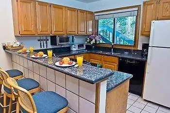 Hotel Riverside By Alpine 4*