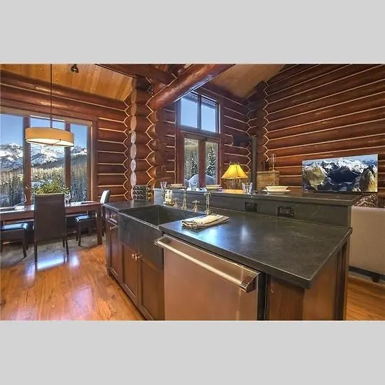 Townhome On The Creek By