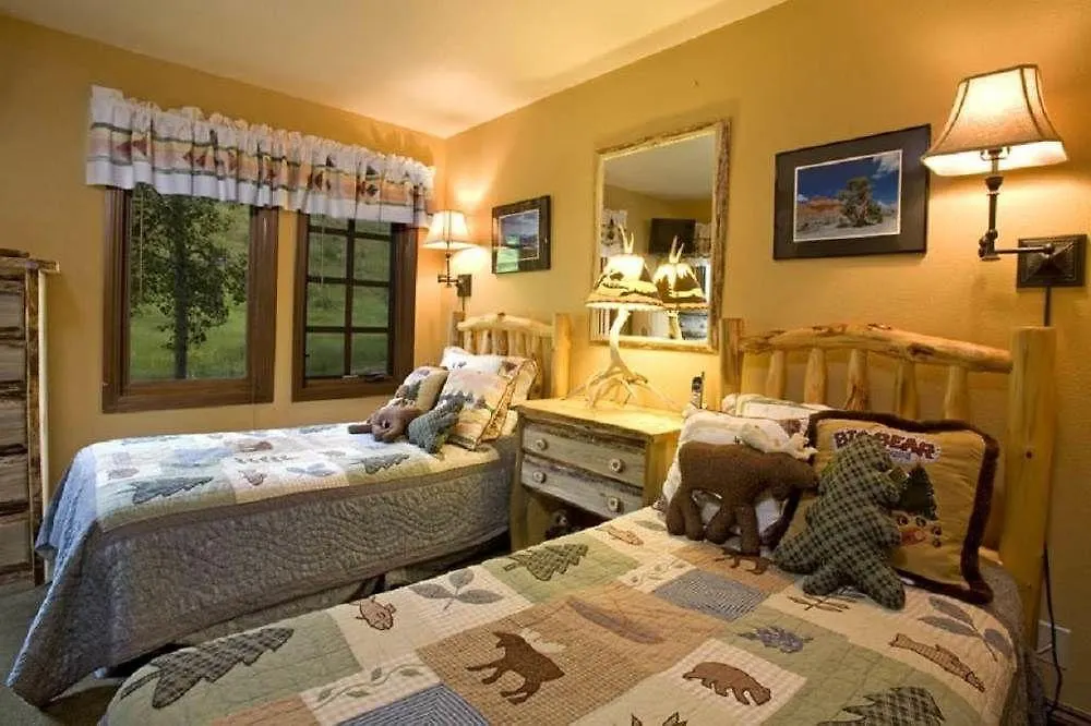 Etta Place Too By Hotel 3*
