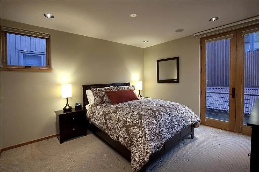 Owl Meadows Townhome By Hotel