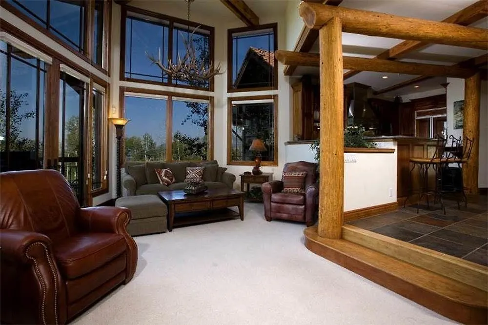 Pine Meadows At Mountain Village By Hotel