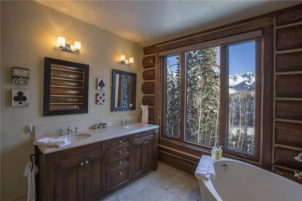 Townhome On The Creek By Hotel