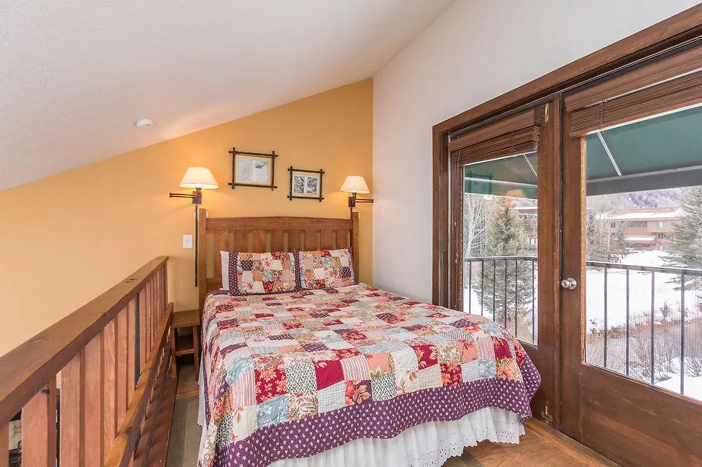 Manitou By Alpine Lodging 2*