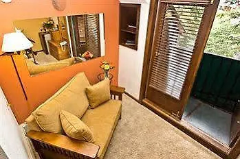 Manitou By Alpine Lodging