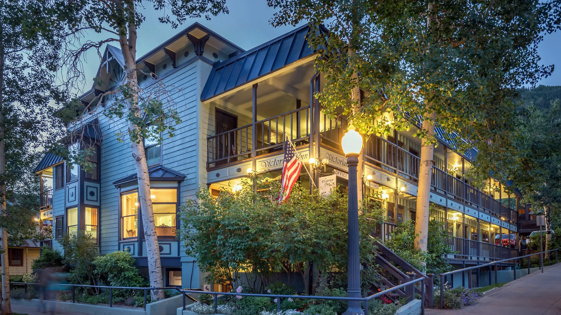 The Victorian Locanda 3*