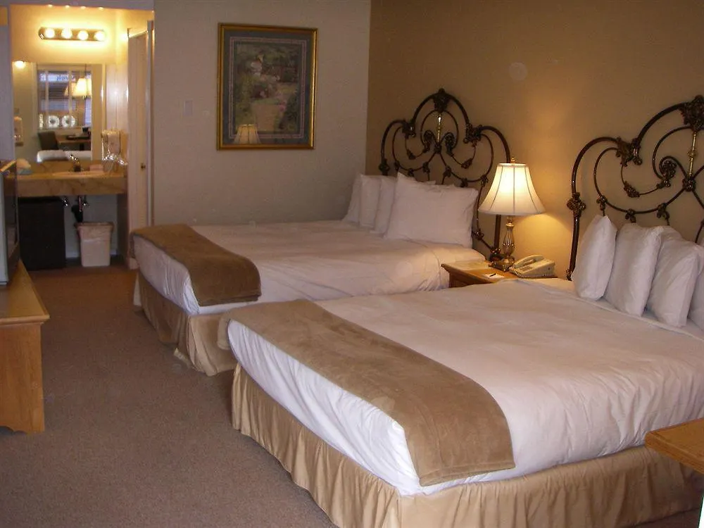 The Victorian 3*