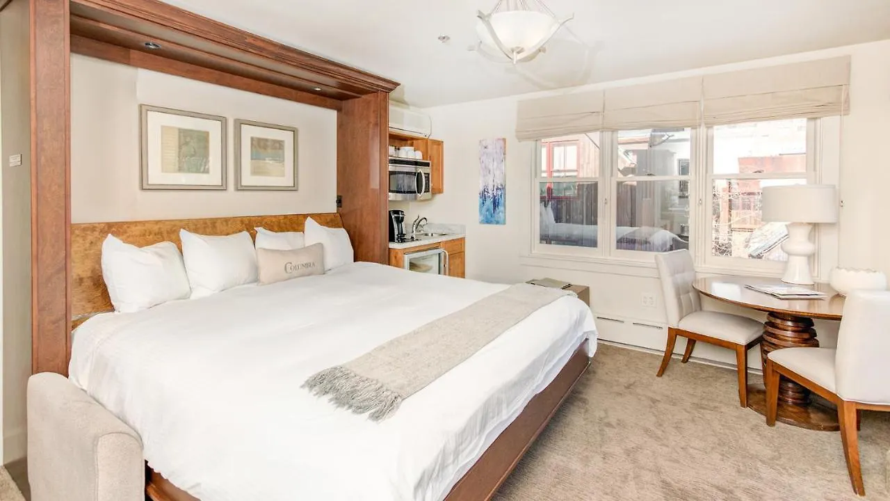 Hotel Columbia 4*
