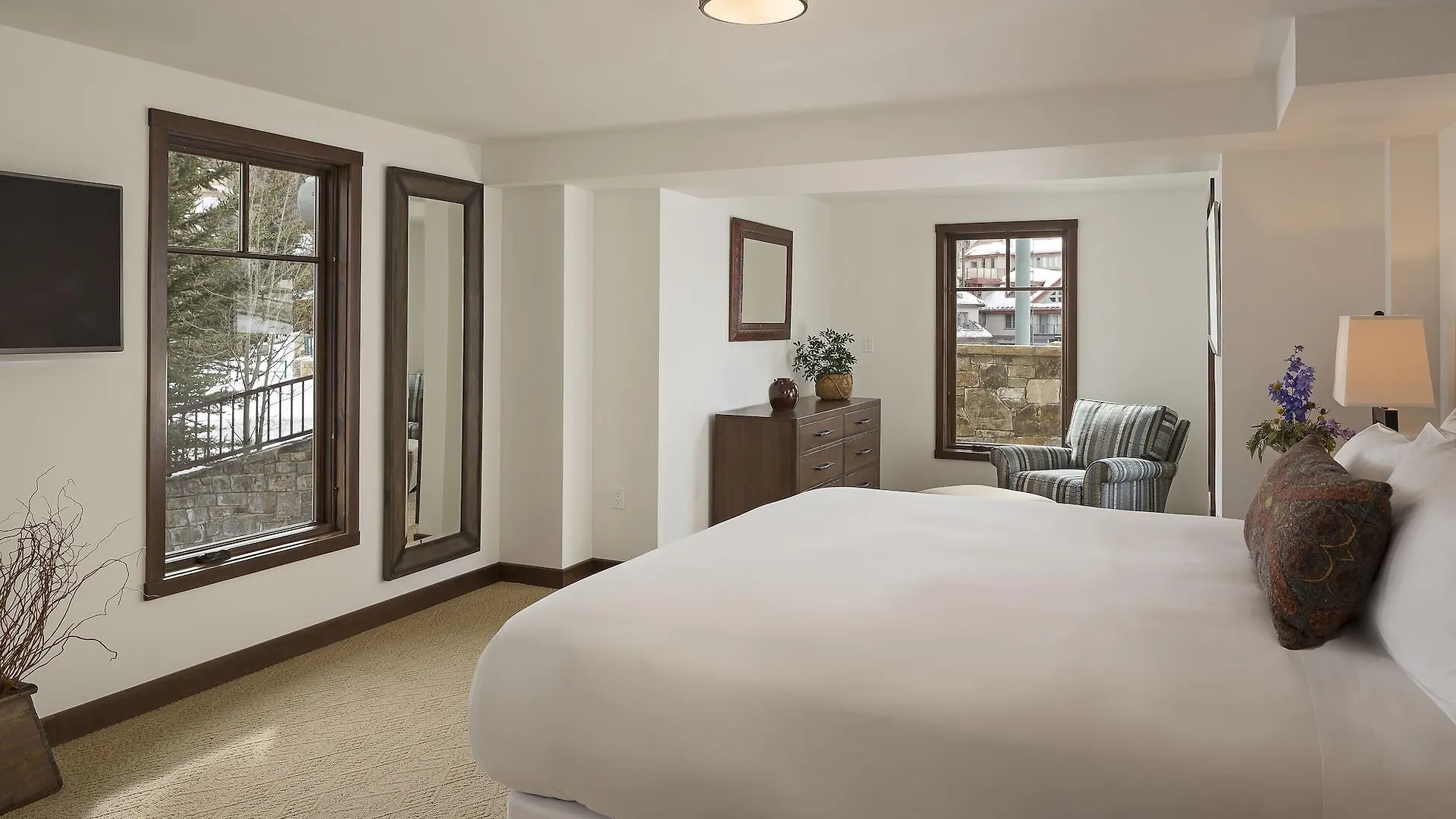 Madeline And Residences, Collection Hotel