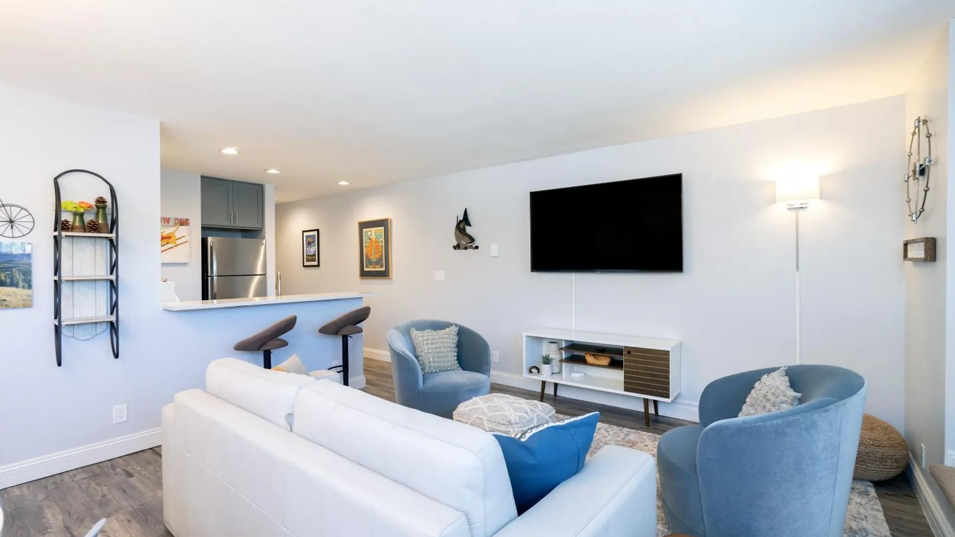 Holiday home Sweet Updated In Out 1 Bedroom Etta Place Too