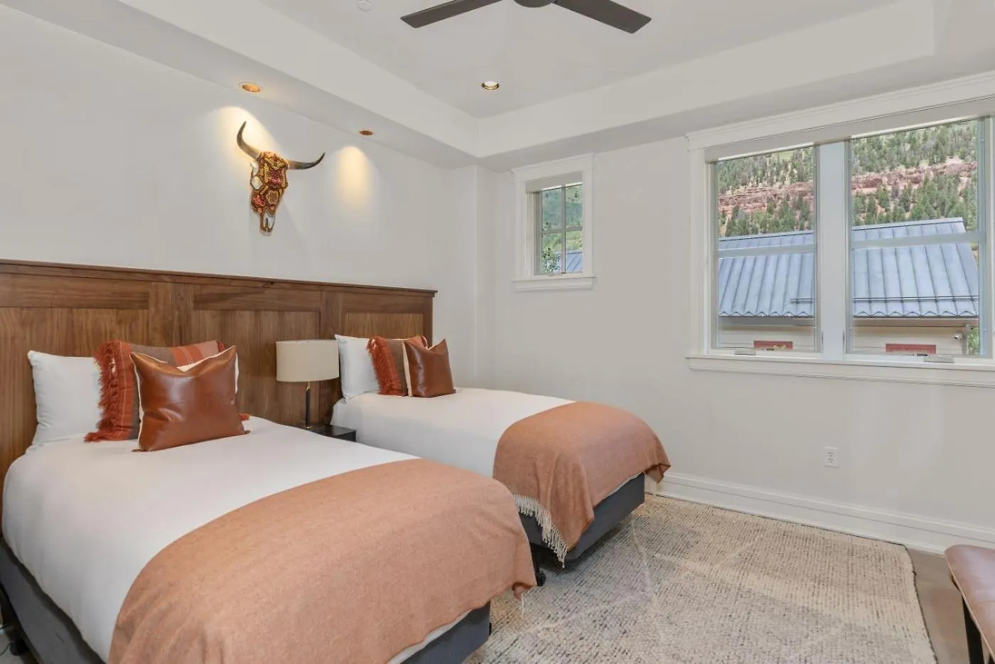 The Residences At Element 52