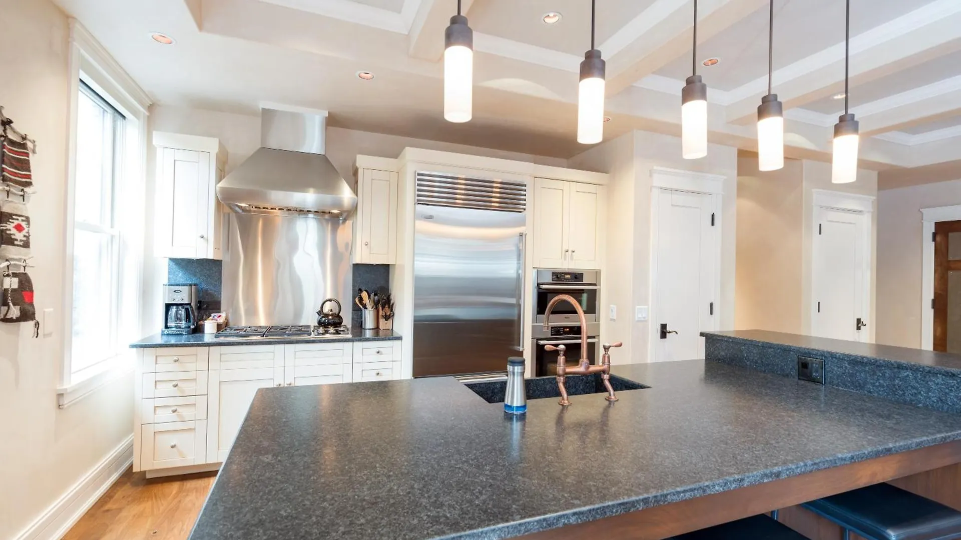 The Residences At Element 52 Aparthotel