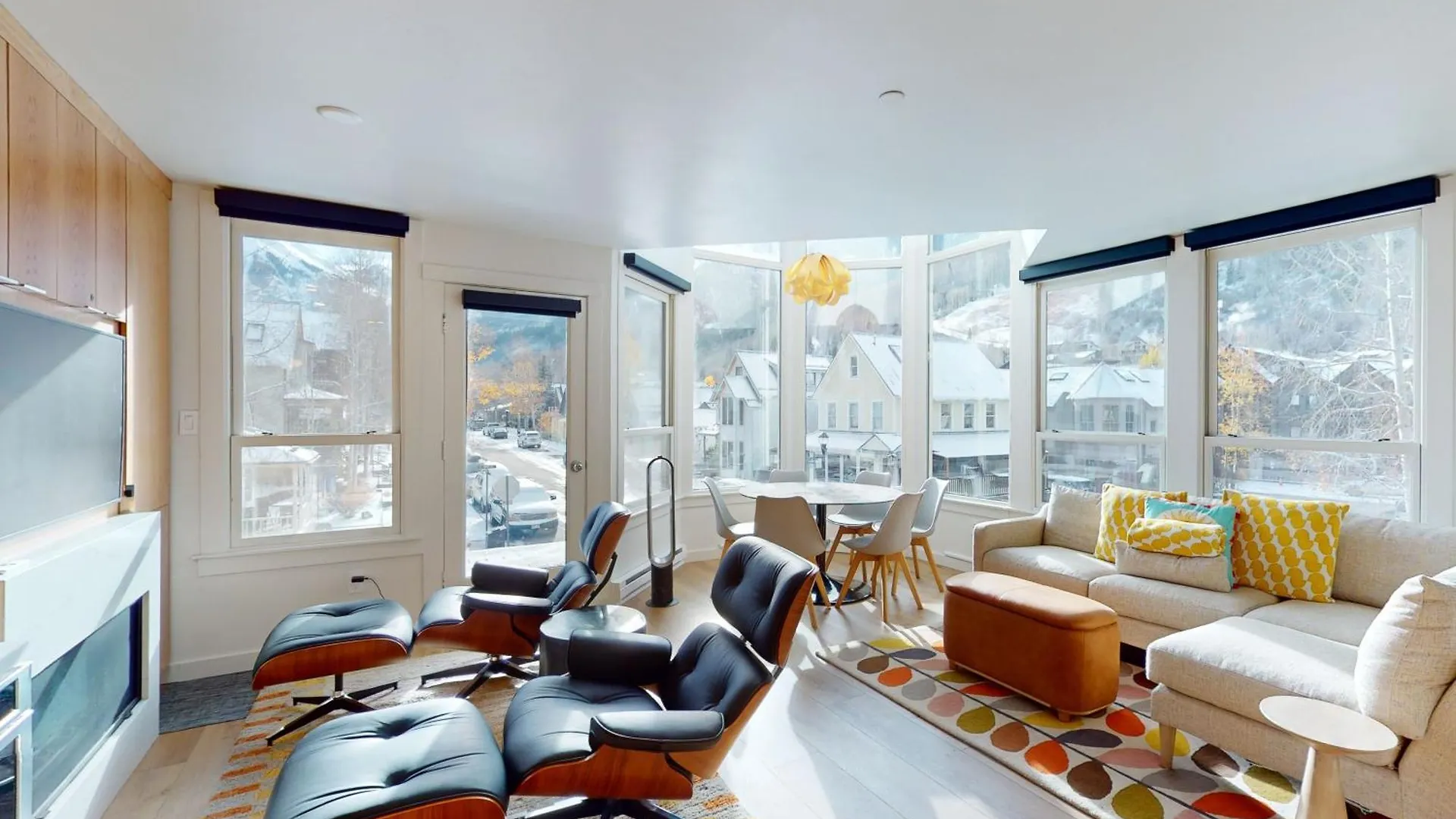 Pacific Ave West 615 - Mountain View Penthouse Apartment *