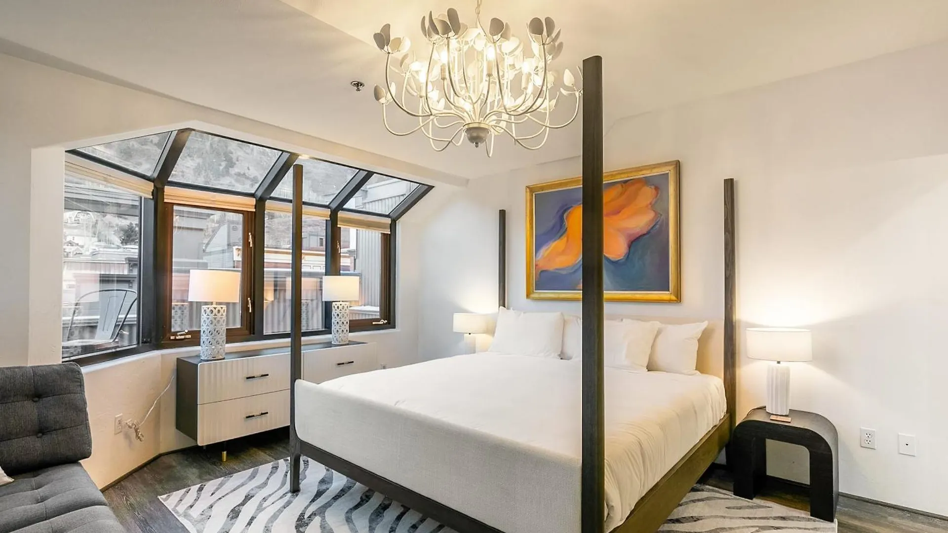 Holiday home New San Juan 303 By Avantstay Modern Penthouse W Deck Overlooking Main Street *