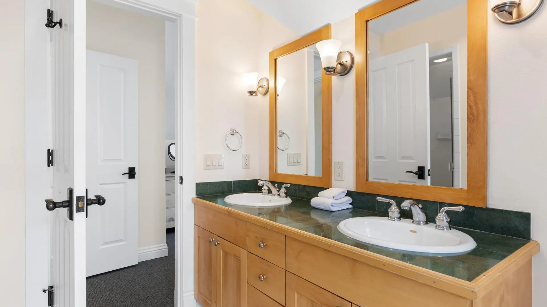 Legacy House By Avantstay Beautiful 4bdr In Great Location W Hot Tub * Telluride