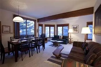 Manitou By Alpine Lodging Hotel