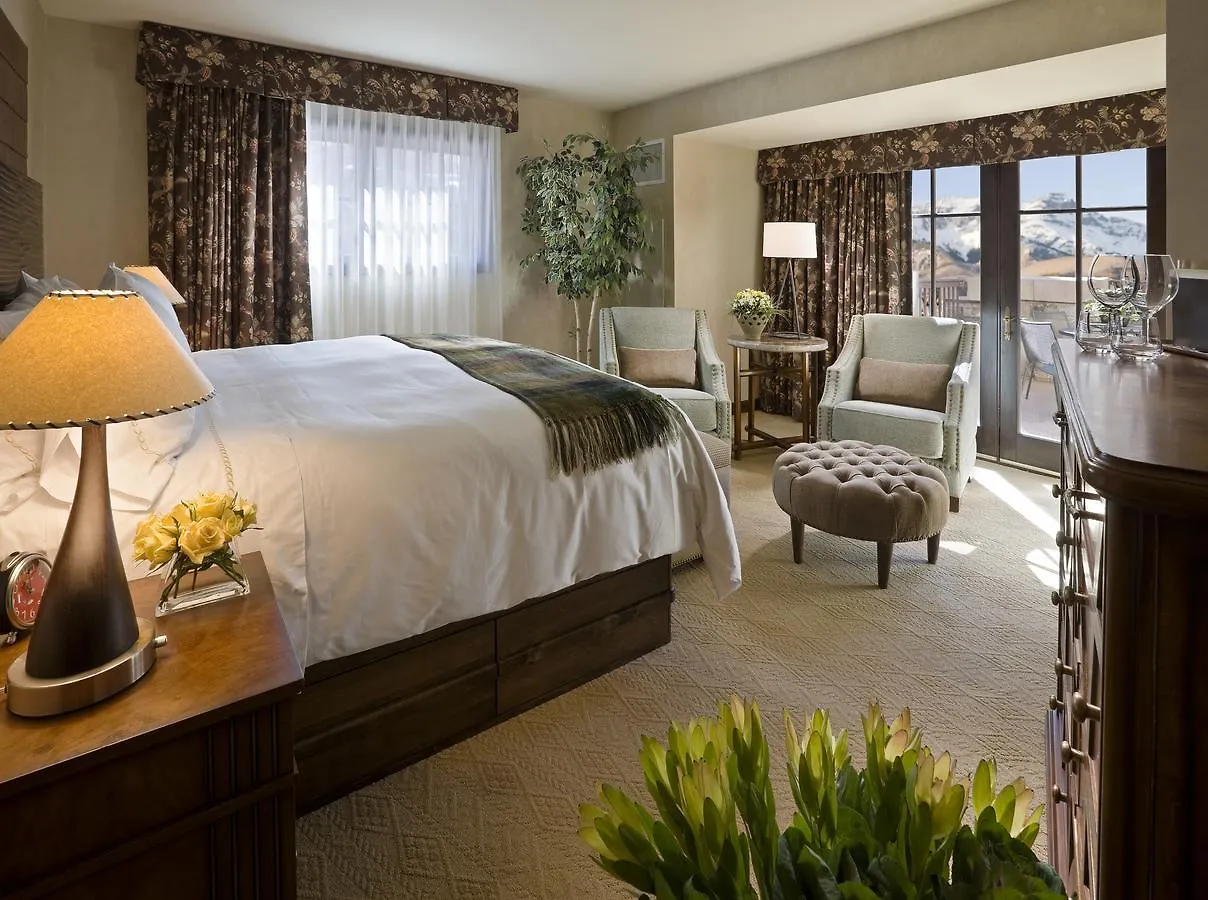 Madeline And Residences, Collection Hotel 4*